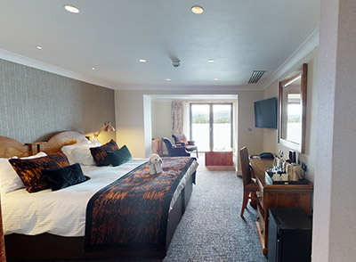 Resort Lime Lake View Room 275