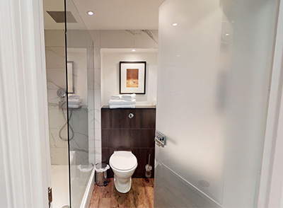 Resort Willow Room Bathroom