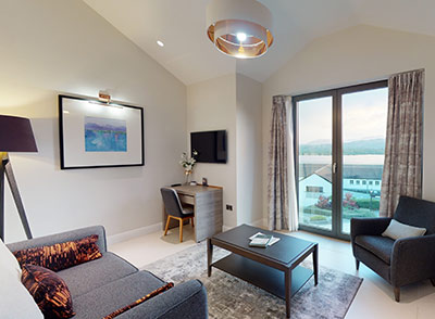 Oak Duplex Lounge